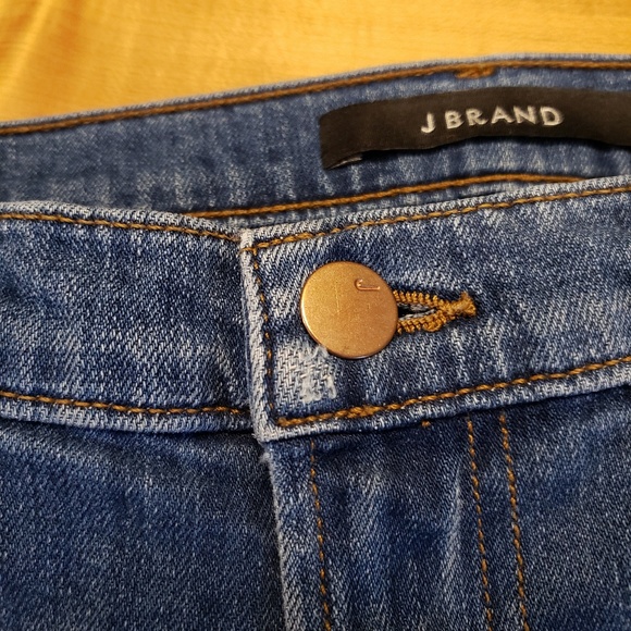 J Brand Ellis in Echo Straight Leg Jean - Picture 6 of 7